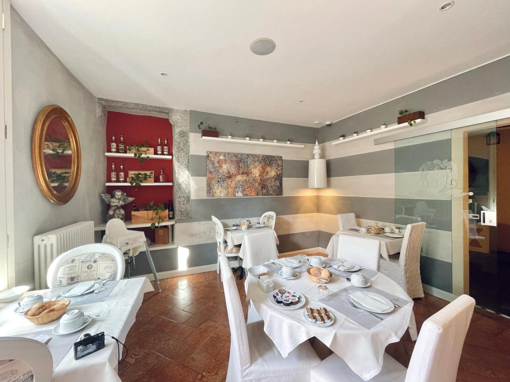 קנוביו Hotel Casa Arizzoli מראה חיצוני תמונה
