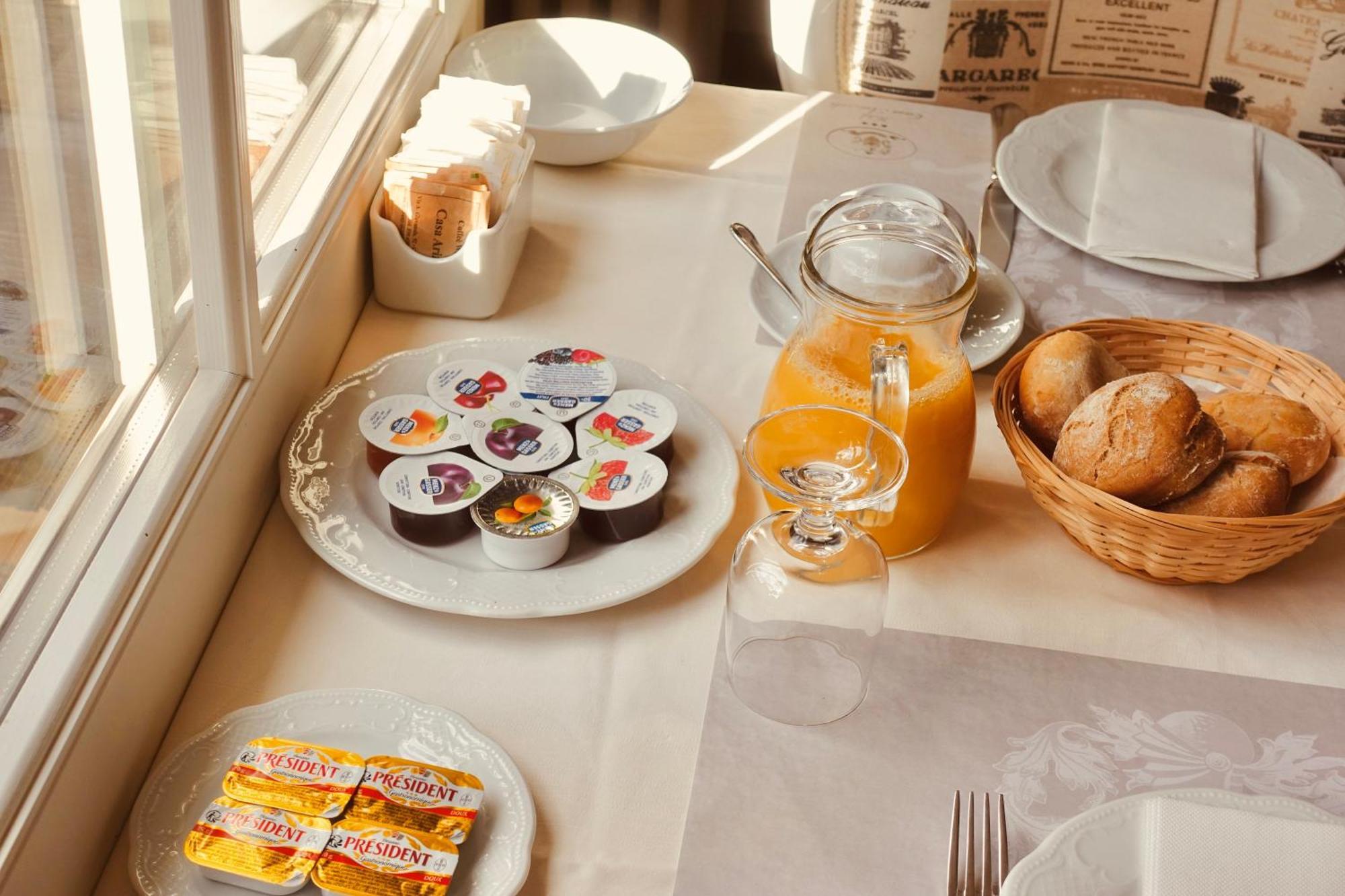 קנוביו Hotel Casa Arizzoli מראה חיצוני תמונה