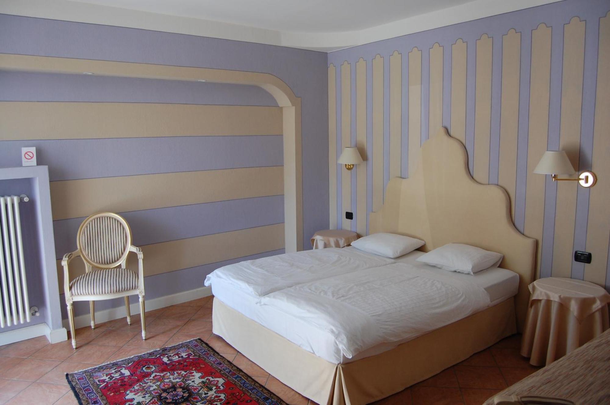 קנוביו Hotel Casa Arizzoli מראה חיצוני תמונה
