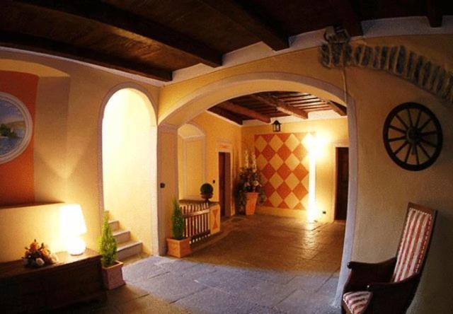 קנוביו Hotel Casa Arizzoli מראה חיצוני תמונה