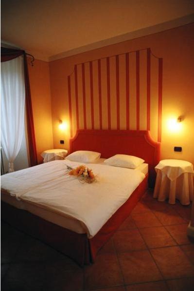 קנוביו Hotel Casa Arizzoli מראה חיצוני תמונה