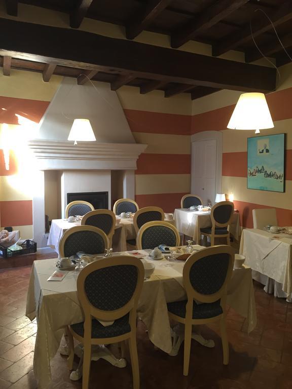 קנוביו Hotel Casa Arizzoli מראה חיצוני תמונה