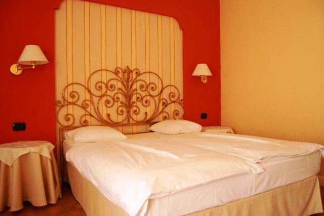 קנוביו Hotel Casa Arizzoli חדר תמונה